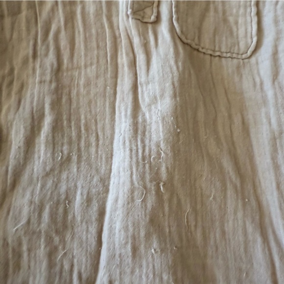 Bundle of boy neutral H&M and old navy shirts - Picture 3 of 14